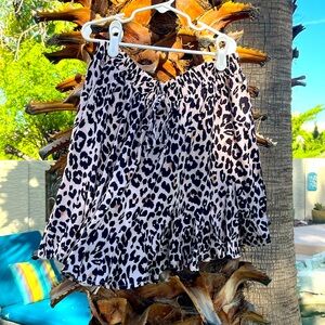 Pink cheetah print mini skirt